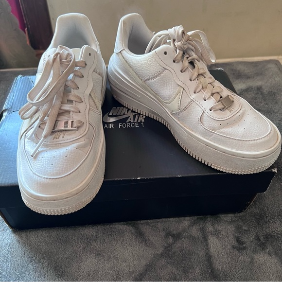 Nike Air Force 1 White Platform Sneakers - Picture 5 of 7